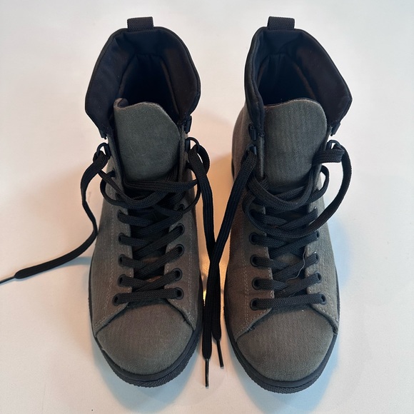 James Perse Lug Boot size 8 - Picture 1 of 4